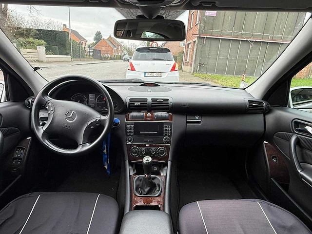 2005 mercedes-benz 200cdi personenauto - afbeelding 9 van  16