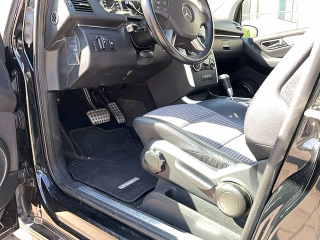 2005 mercedes-benz b 200 turbo personenauto - afbeelding 17 van  56