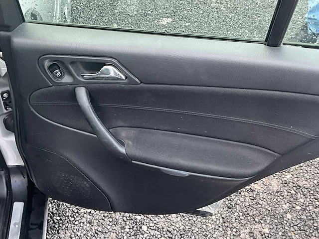 2005 mercedes-benz c200cdi - afbeelding 16 van  30