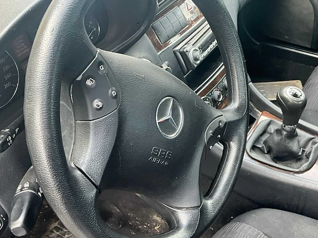 2005 mercedes-benz c200cdi - afbeelding 23 van  30