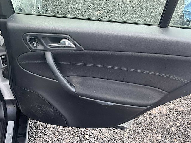 2005 mercedes-benz c200cdi - afbeelding 8 van  30