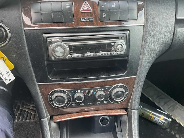 2005 mercedes-benz c200cdi - afbeelding 19 van  30