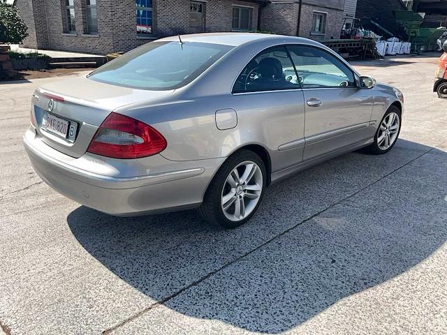 2005 mercedes-benz clk 220 cdi coupé - afbeelding 4 van  31