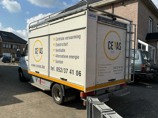 2005 mercedes-benz sprinter 416 cdi lichte vrachtwagen - afbeelding 8 van  11