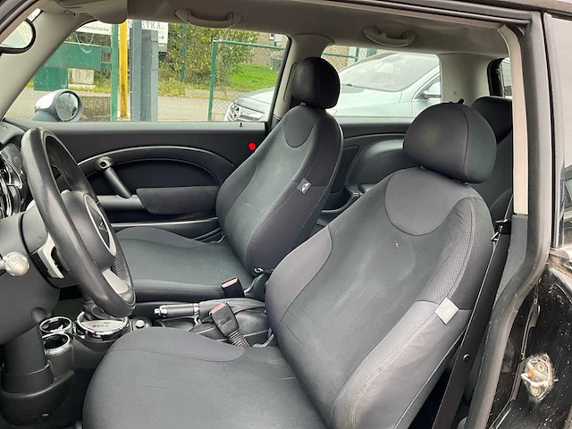 2005 mini cooper personenauto - afbeelding 21 van  44