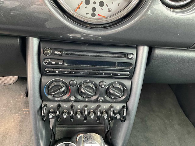 2005 mini cooper personenauto - afbeelding 25 van  44