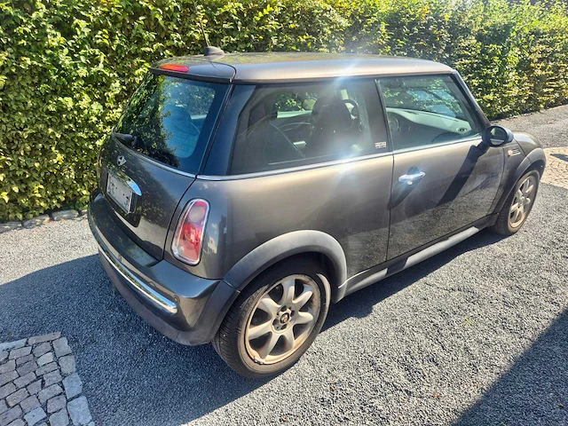 2005 mini one d personenauto - afbeelding 18 van  21