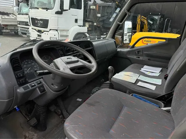 2005 mitsubishi canter bedrijfswagen - afbeelding 4 van  12