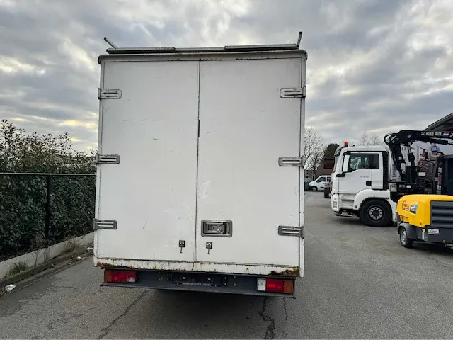 2005 mitsubishi canter bedrijfswagen - afbeelding 9 van  12