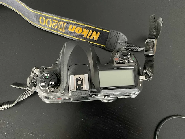 2005 nikon d200 spiegelreflectiecamera - afbeelding 4 van  7