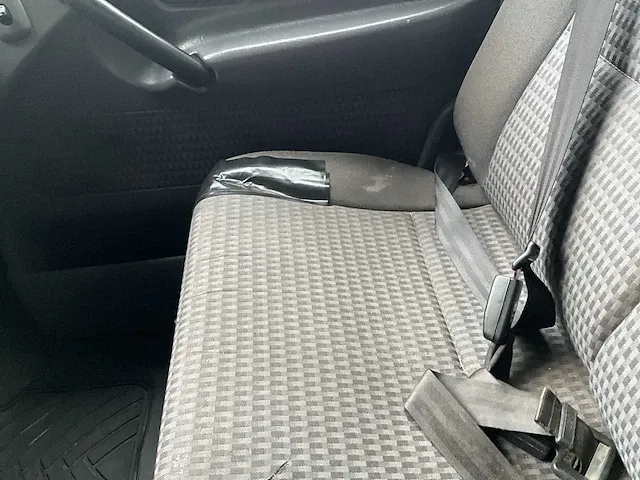 2005 nissan atleon - afbeelding 15 van  33