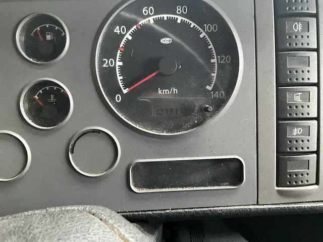 2005 nissan atleon - afbeelding 16 van  33