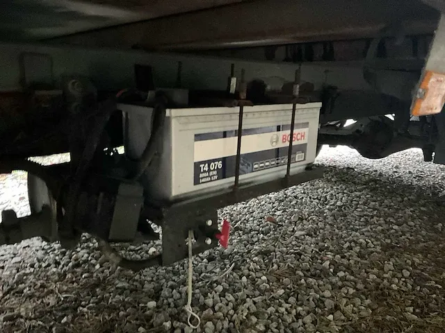 2005 nissan atleon - afbeelding 18 van  33