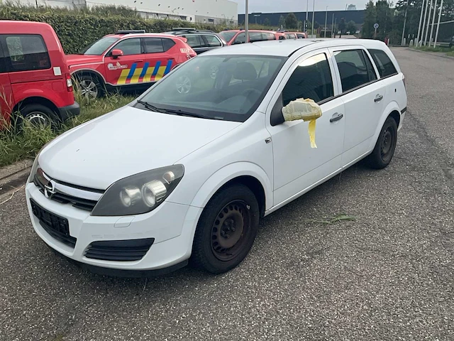 2005 opel astra - afbeelding 1 van  33