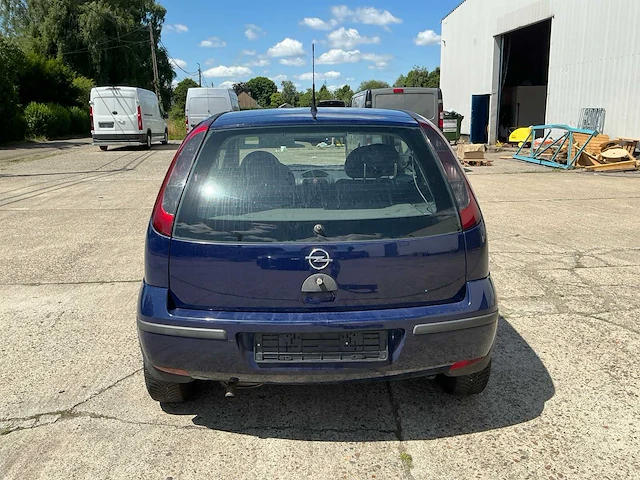 2005 opel corsa hatchback personenauto - afbeelding 10 van  15