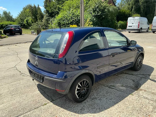 2005 opel corsa hatchback personenauto - afbeelding 11 van  15