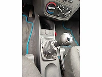 2005 opel tigra crabiolet - personenauto - afbeelding 8 van  21