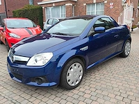 2005 opel tigra crabiolet - personenauto - afbeelding 1 van  21