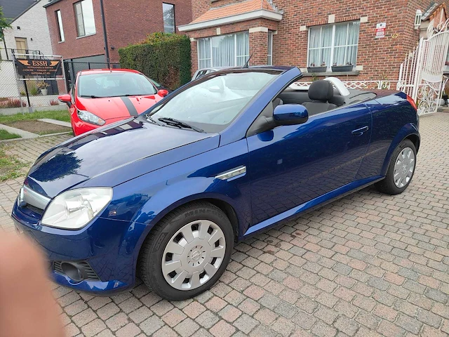 2005 opel tigra crabiolet - personenauto - afbeelding 17 van  21