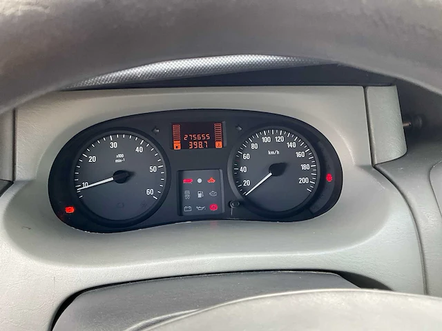2005 opel vivaro bedrijfswagen - afbeelding 8 van  33