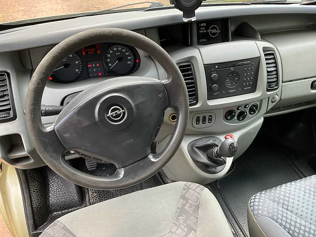 2005 opel vivaro bedrijfswagen - afbeelding 9 van  33
