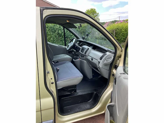 2005 opel vivaro bedrijfswagen - afbeelding 18 van  33