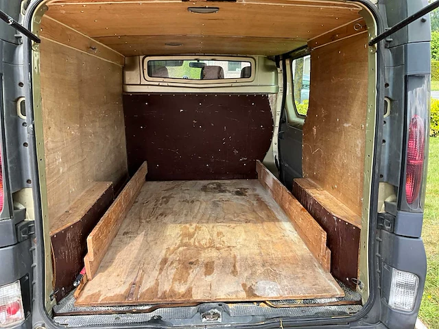2005 opel vivaro bedrijfswagen - afbeelding 22 van  33