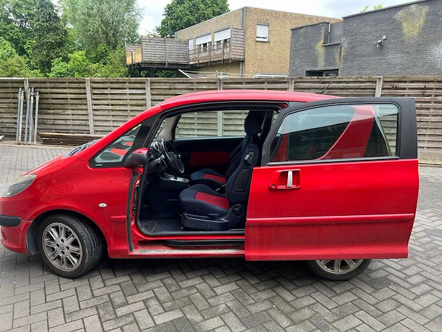 2005 peugeot - 1007 - sedan - afbeelding 3 van  8