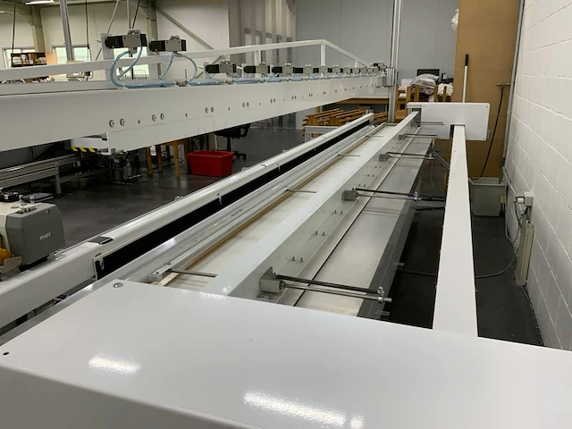 2005 pfaff gor 2591 mlt automatische balein naaimachine voor optrekgordijnen - afbeelding 3 van  13