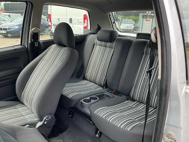 2005 volkswagen fox personenauto - afbeelding 20 van  39