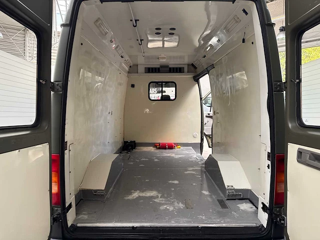 2005 volkswagen lt - afbeelding 23 van  25