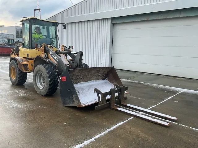 2005 volvo l35b-z wiellader - afbeelding 19 van  25