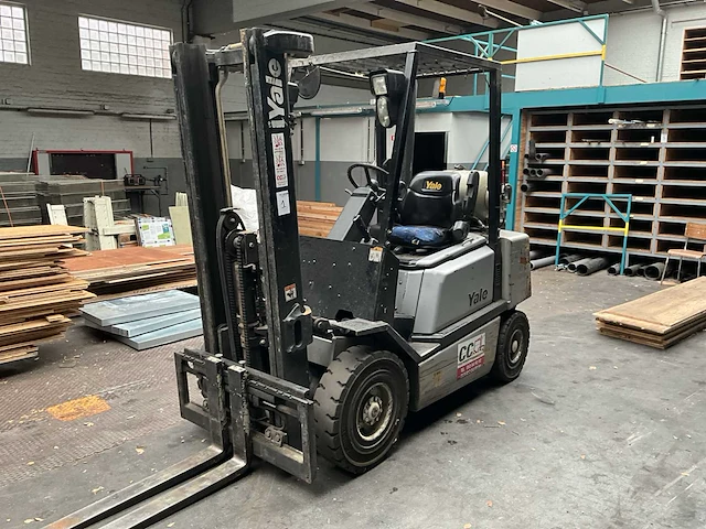 2005 yale glp25tff2170 vorkheftruck - afbeelding 1 van  13