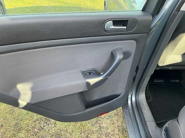 2006 - volkswagen golf - personenauto - afbeelding 8 van  30