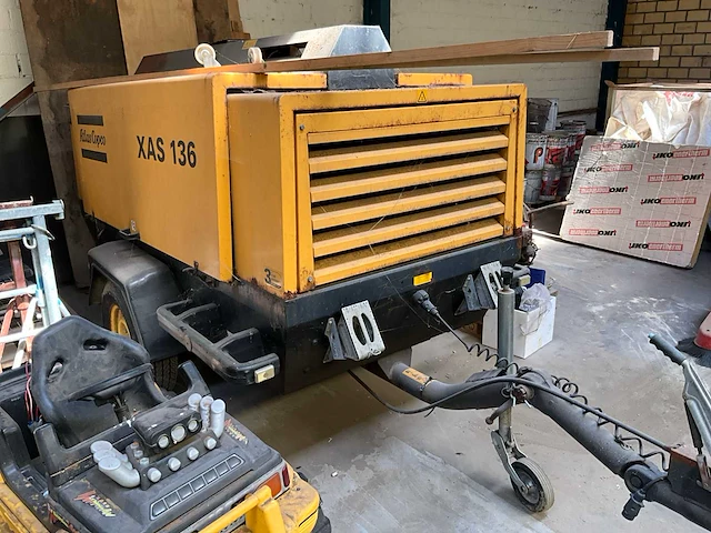 2006 atlas copco xas136 mobiele luchtcompressor - afbeelding 10 van  16