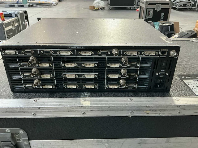 2006 barco encore evp-06 video processor - afbeelding 3 van  4