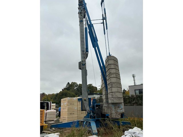 2006 benzzato gru 120 snelmontagekraan+100kva stroomgenerator - afbeelding 21 van  22