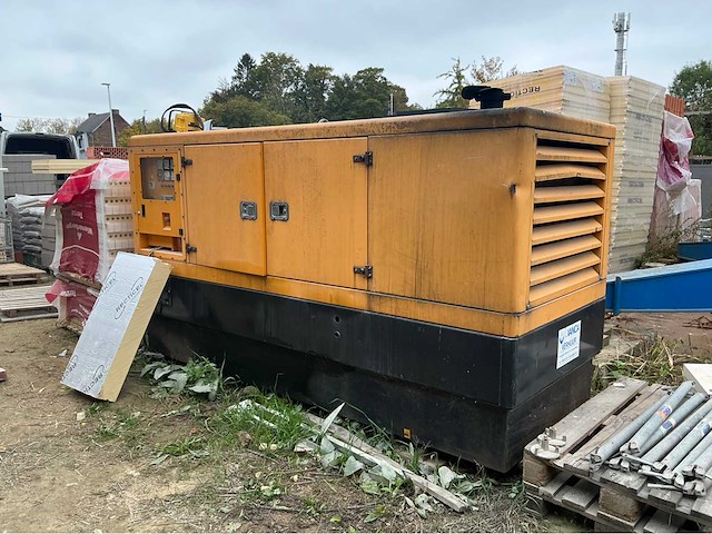 2006 benzzato gru 120 snelmontagekraan+100kva stroomgenerator - afbeelding 22 van  22