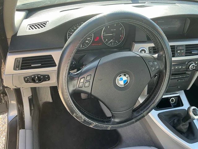 2006 bmw 320d personenauto - afbeelding 25 van  48