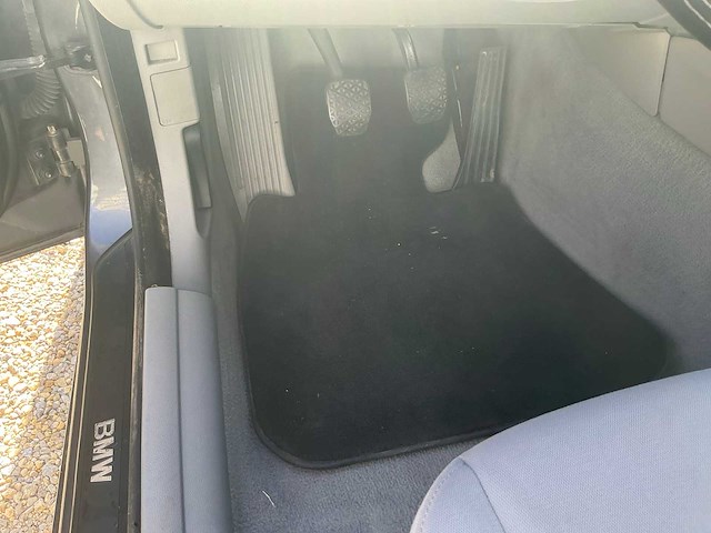 2006 bmw 320d personenauto - afbeelding 17 van  48