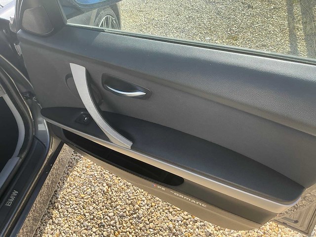 2006 bmw 320d personenauto - afbeelding 29 van  48