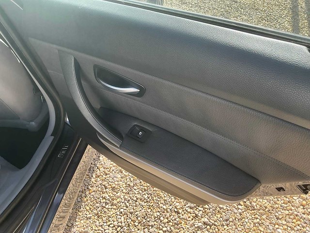 2006 bmw 320d personenauto - afbeelding 33 van  48