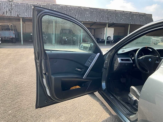 2006 bmw 530xdrive personenauto - afbeelding 15 van  44