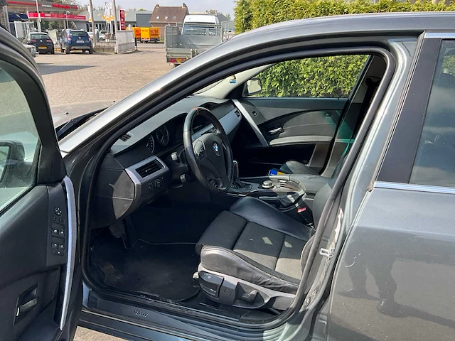 2006 bmw 530xdrive personenauto - afbeelding 17 van  44