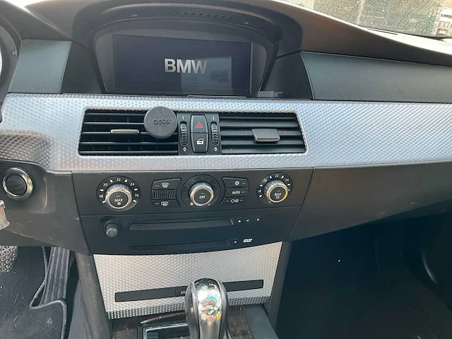 2006 bmw 530xdrive personenauto - afbeelding 22 van  44