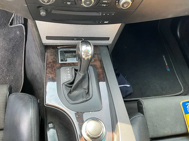 2006 bmw 530xdrive personenauto - afbeelding 24 van  44
