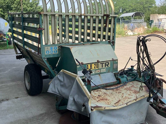2006 bonino ab20tr zelfladende maai-opraapwagen - afbeelding 13 van  19
