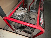 2006 briggs stratton handy gen 2600 generatorset - afbeelding 4 van  5