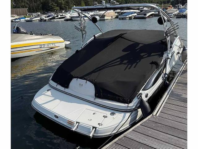 2006 crownline 200ls snelle motorboot - afbeelding 21 van  45
