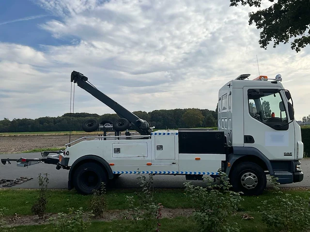 2006 daf lf45 takelwagen - afbeelding 32 van  37